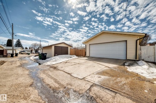 13419 70 Street, Edmonton, AB - Outdoor