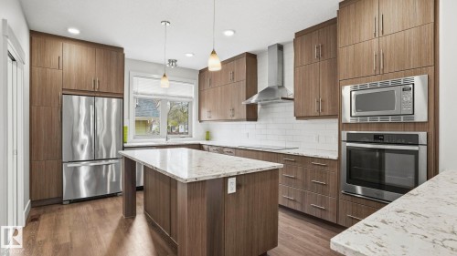 11002 University Avenue, Edmonton, AB - Indoor Photo Showing Kitchen With Upgraded Kitchen
