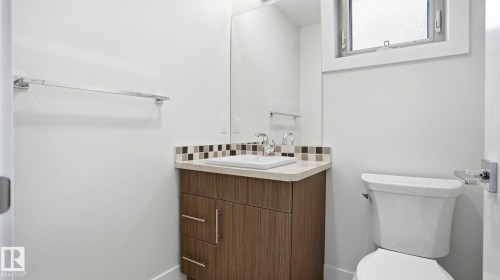 11002 University Avenue, Edmonton, AB - Indoor Photo Showing Bathroom