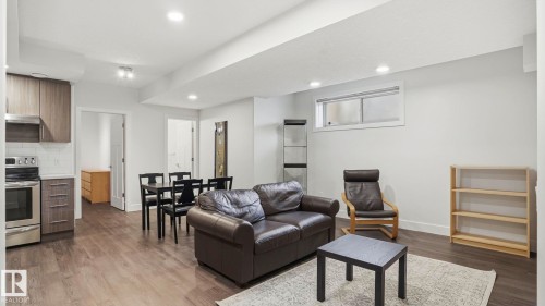 11002 University Avenue, Edmonton, AB - Indoor Photo Showing Living Room