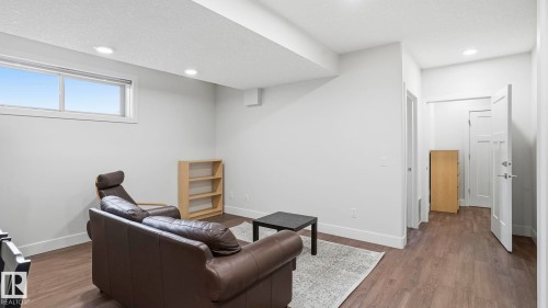 11002 University Avenue, Edmonton, AB - Indoor