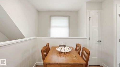 11002 University Avenue, Edmonton, AB - Indoor Photo Showing Dining Room