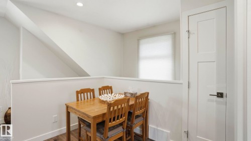 11002 University Avenue, Edmonton, AB - Indoor
