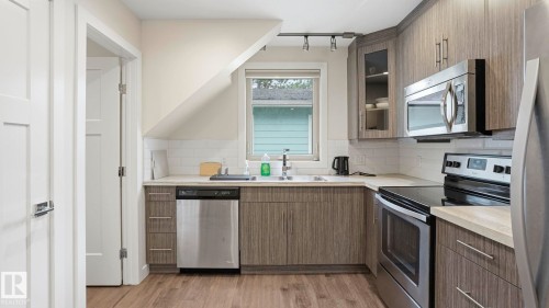 11002 University Avenue, Edmonton, AB - Indoor Photo Showing Kitchen With Double Sink