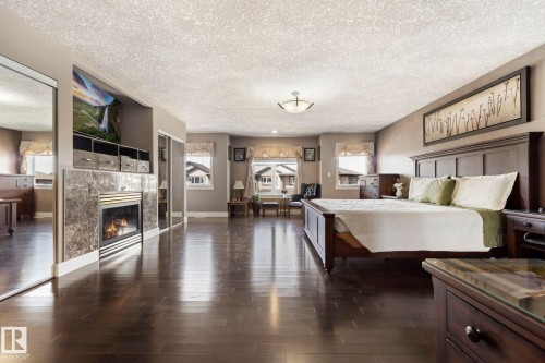 13407 161 Avenue, Edmonton, AB - Indoor Photo Showing Living Room With Fireplace