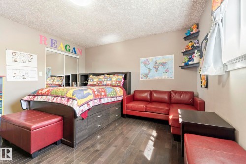 13407 161 Avenue, Edmonton, AB - Indoor Photo Showing Bedroom
