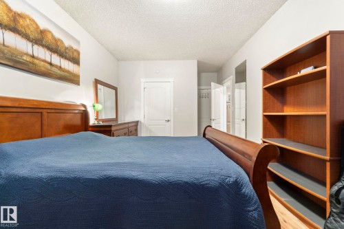 13407 161 Avenue, Edmonton, AB - Indoor Photo Showing Bedroom