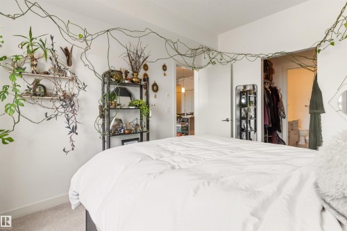 410 10523 123 Street, Edmonton, AB - Indoor Photo Showing Bedroom