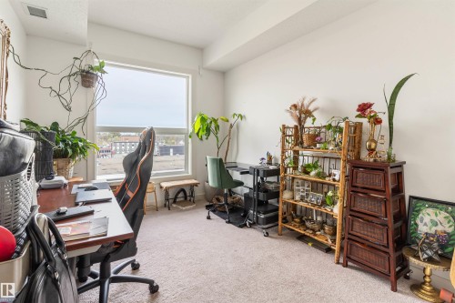 410 10523 123 Street, Edmonton, AB - Indoor Photo Showing Office