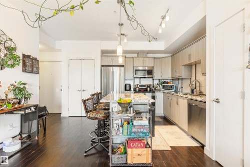410 10523 123 Street, Edmonton, AB - Indoor Photo Showing Kitchen With Stainless Steel Kitchen