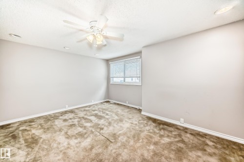 11 2024 57 Street, Edmonton, AB - Indoor Photo Showing Other Room