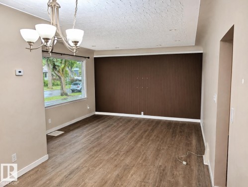 12418 92 Street, Edmonton, AB 