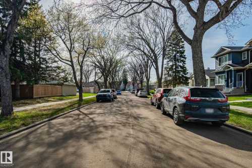 12418 92 Street, Edmonton, AB 