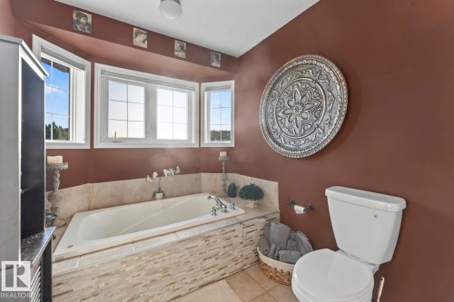 802 26 Street, Cold Lake, AB - Indoor Photo Showing Bathroom