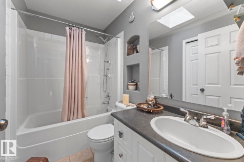 802 26 Street, Cold Lake, AB - Indoor Photo Showing Bathroom