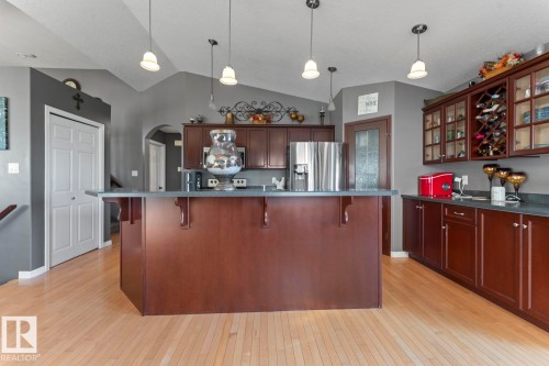 802 26 Street, Cold Lake, AB - Indoor Photo Showing Kitchen With Upgraded Kitchen