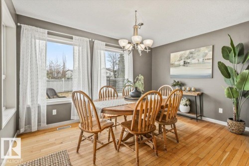 4 Hunt Court, St. Albert, AB - Indoor Photo Showing Dining Room