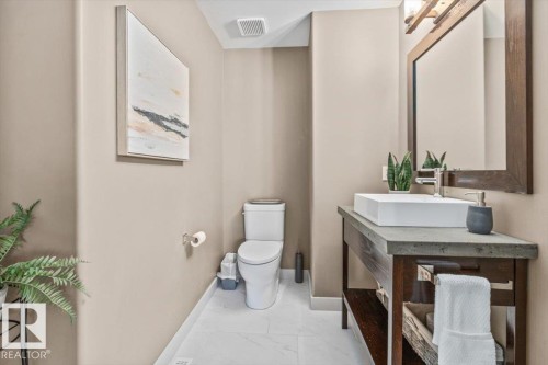 4 Hunt Court, St. Albert, AB - Indoor Photo Showing Bathroom
