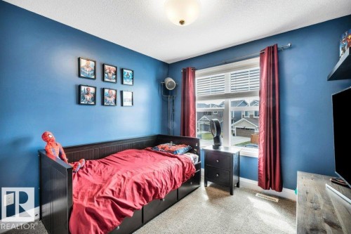 3721 Cherry Loop, Edmonton, AB - Indoor Photo Showing Bedroom