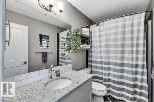 3721 Cherry Loop, Edmonton, AB - Indoor Photo Showing Bathroom
