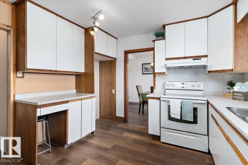 4916 51 Avenue, Ryley, AB - Indoor Photo Showing Kitchen