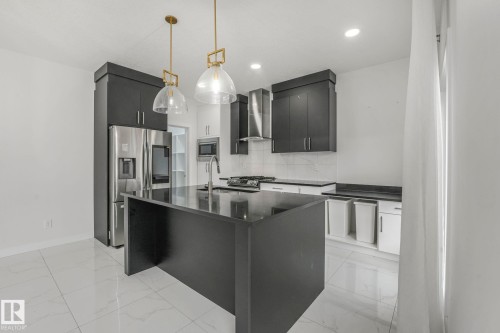 5741 Kootook Way, Edmonton, AB - Indoor Photo Showing Kitchen With Stainless Steel Kitchen With Upgraded Kitchen