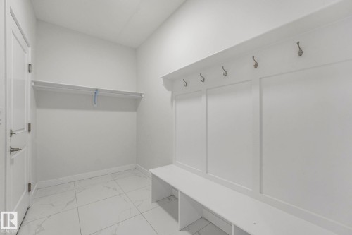 5741 Kootook Way, Edmonton, AB - Indoor