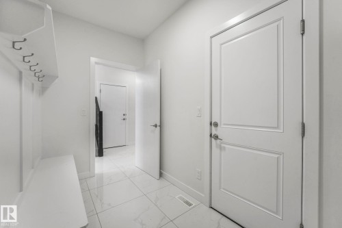 5741 Kootook Way, Edmonton, AB - Indoor Photo Showing Other Room