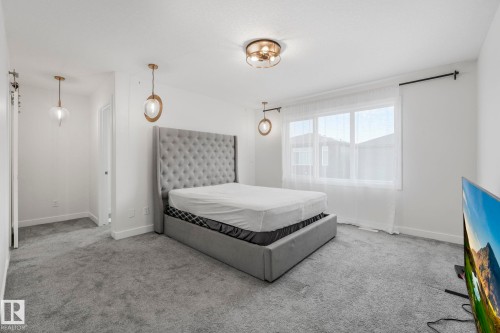 5741 Kootook Way, Edmonton, AB - Indoor Photo Showing Bedroom