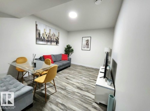 5741 Kootook Way, Edmonton, AB - Indoor