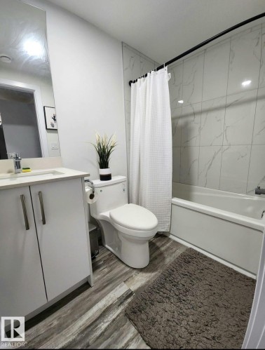 5741 Kootook Way, Edmonton, AB - Indoor Photo Showing Bathroom