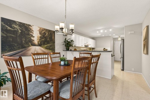 316 Wild Rose Way, Edmonton, AB - Indoor Photo Showing Dining Room