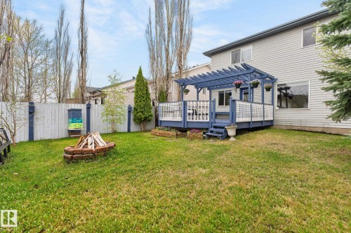 316 Wild Rose Way, Edmonton, AB - Outdoor