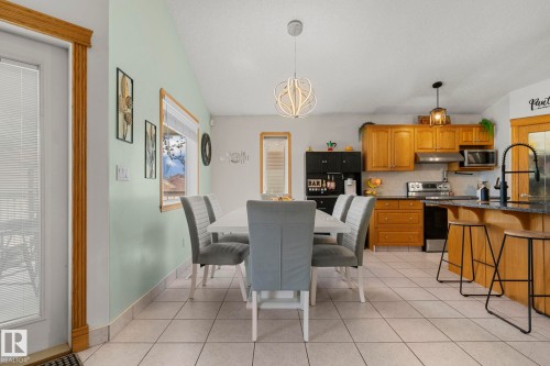 16513 67A Street, Edmonton, AB - Indoor