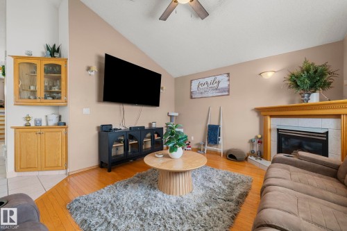 16513 67A Street, Edmonton, AB - Indoor Photo Showing Living Room With Fireplace