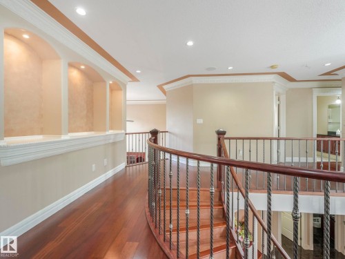 6911 17 Avenue, Edmonton, AB - Indoor Photo Showing Other Room