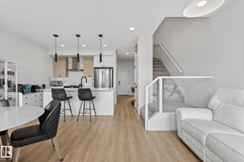 3275 Kulay Way, Edmonton, AB - Indoor