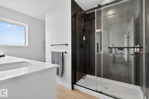 3275 Kulay Way, Edmonton, AB - Indoor Photo Showing Bathroom