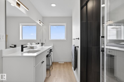 3275 Kulay Way, Edmonton, AB - Indoor Photo Showing Bathroom