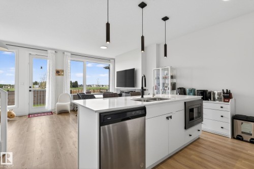3275 Kulay Way, Edmonton, AB - Indoor Photo Showing Kitchen With Double Sink
