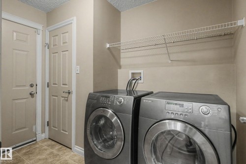 1922 Robertson Crescent, Edmonton, AB - Indoor Photo Showing Laundry Room