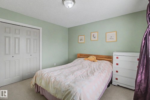 1922 Robertson Crescent, Edmonton, AB - Indoor Photo Showing Bedroom
