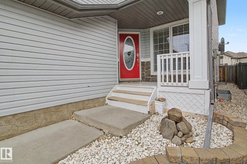 1922 Robertson Crescent, Edmonton, AB - Outdoor With Deck Patio Veranda With Exterior