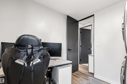 11611 151 Avenue, Edmonton, AB - Indoor Photo Showing Office