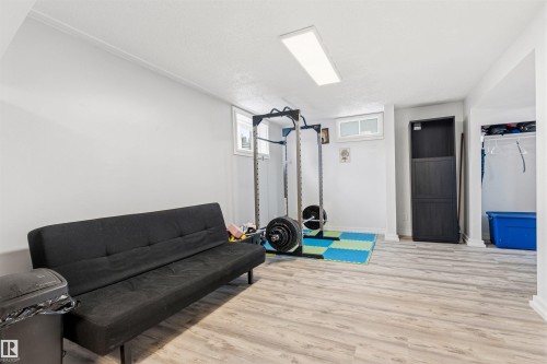 11611 151 Avenue, Edmonton, AB - Indoor Photo Showing Gym Room