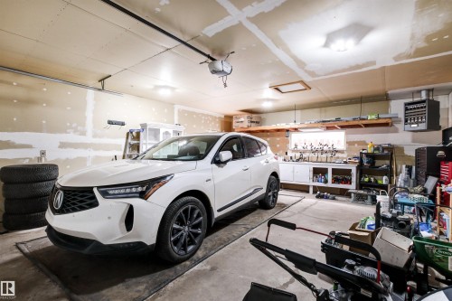 11611 151 Avenue, Edmonton, AB - Indoor Photo Showing Garage