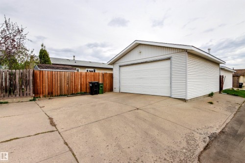 11611 151 Avenue, Edmonton, AB - Outdoor With Exterior