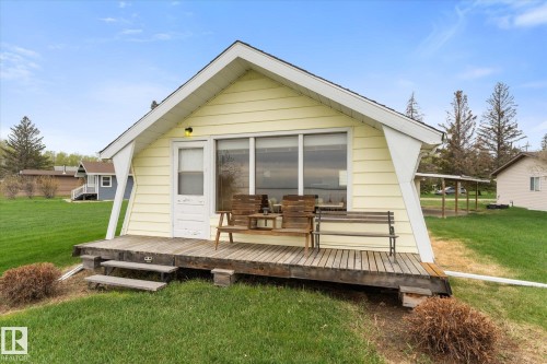 210 2 Street  Rural Lac Ste. Anne County, AB T0E 1A0
