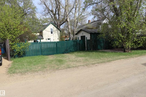 Wetaskiwin, AB - Outdoor