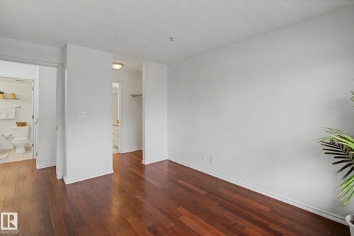 Empty room - 213 17404 64 Avenue, Edmonton, AB 